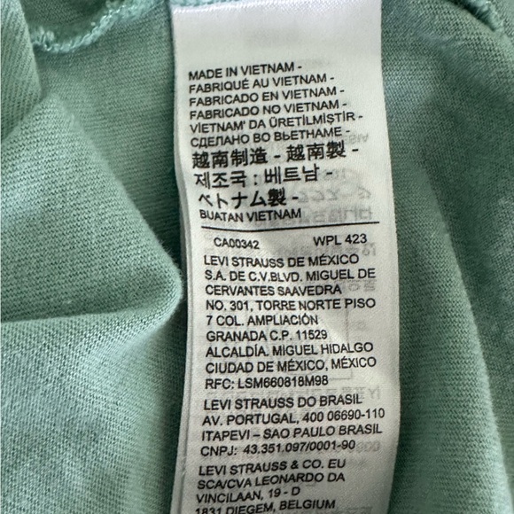 Levi's LE SS TEE women's green t-shirt with a floral logo print. Size 2XL - Picture 6 of 7